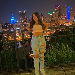 Meet your Posher, Alayna